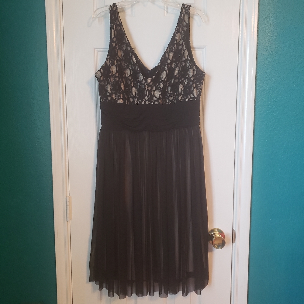 Black lace dress